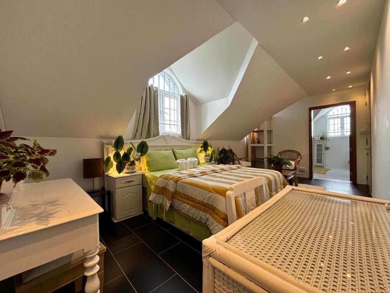 Chambre Comte De Saint-Exupery カップ・マルールー エクステリア 写真